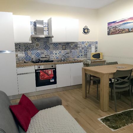 La Conchiglia Napoli Apartamento Exterior foto